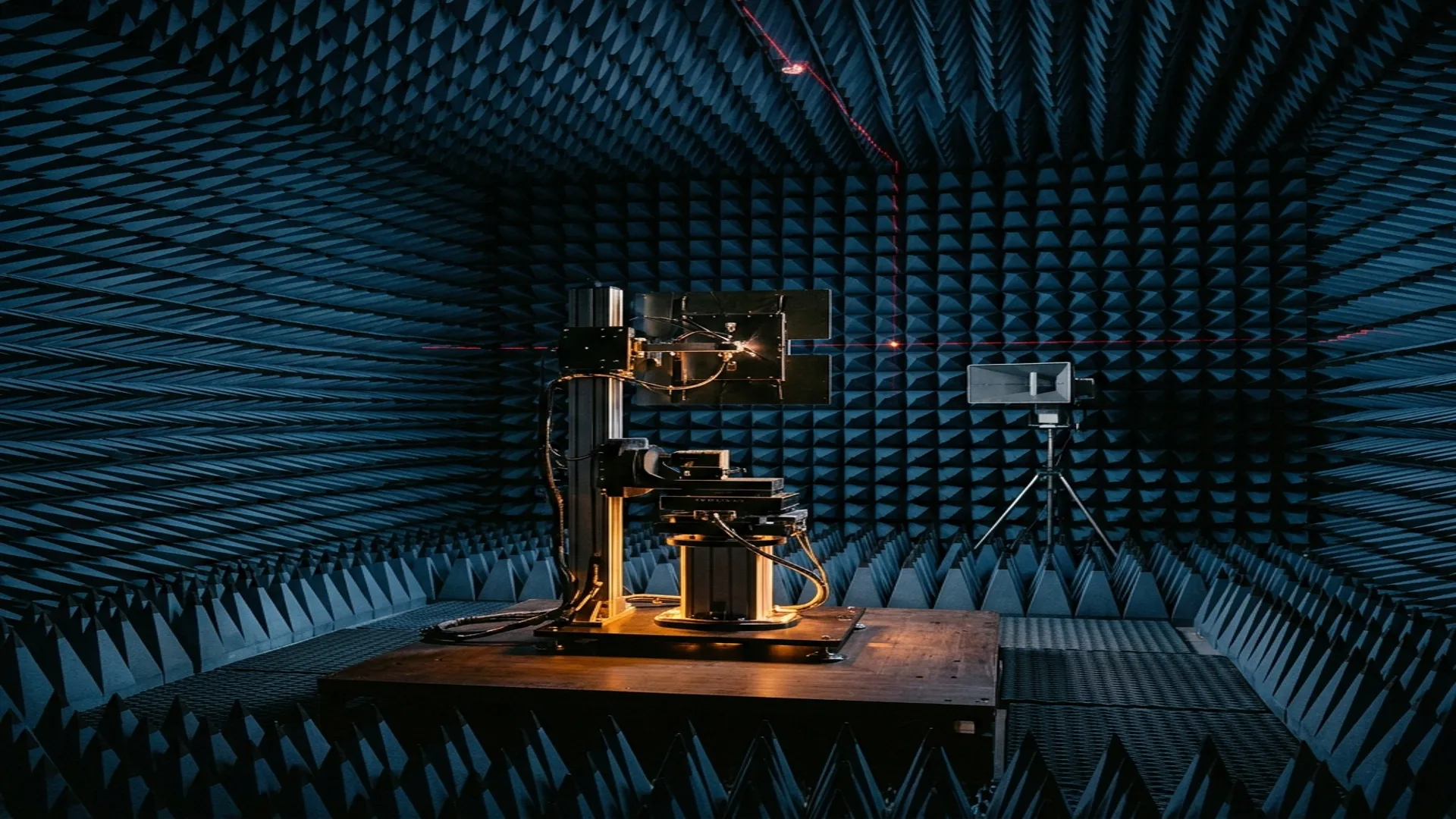 Near-Field vs Far-Field Antenna Measurement